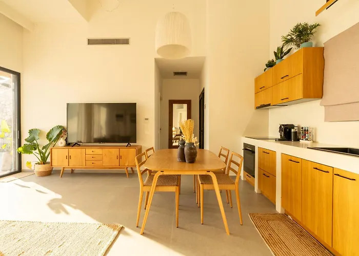 Lulu Lefkada * Kalamítsi